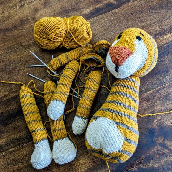 Meet Elliot - Hand made Tricot Tiger baby birthday gift 23 inches - Picture 6 of 7